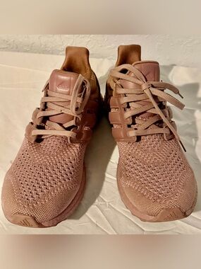 Adidas Ultraboost mauve sneakers size 8.5